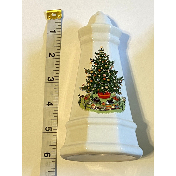 Vintage Pfaltzgraff 6-inch Porcelain Christmas Tree Salt & Pepper Shakers - Picture 7 of 7